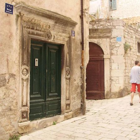 Studio Apartment In The Old City Of Šibenik Екстериор снимка