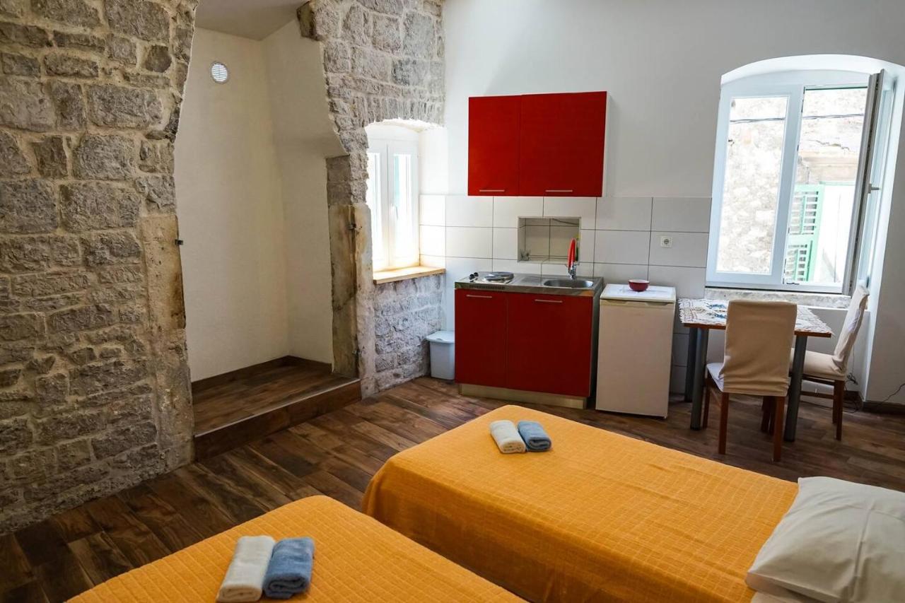 Studio Apartment In The Old City Of Šibenik Екстериор снимка